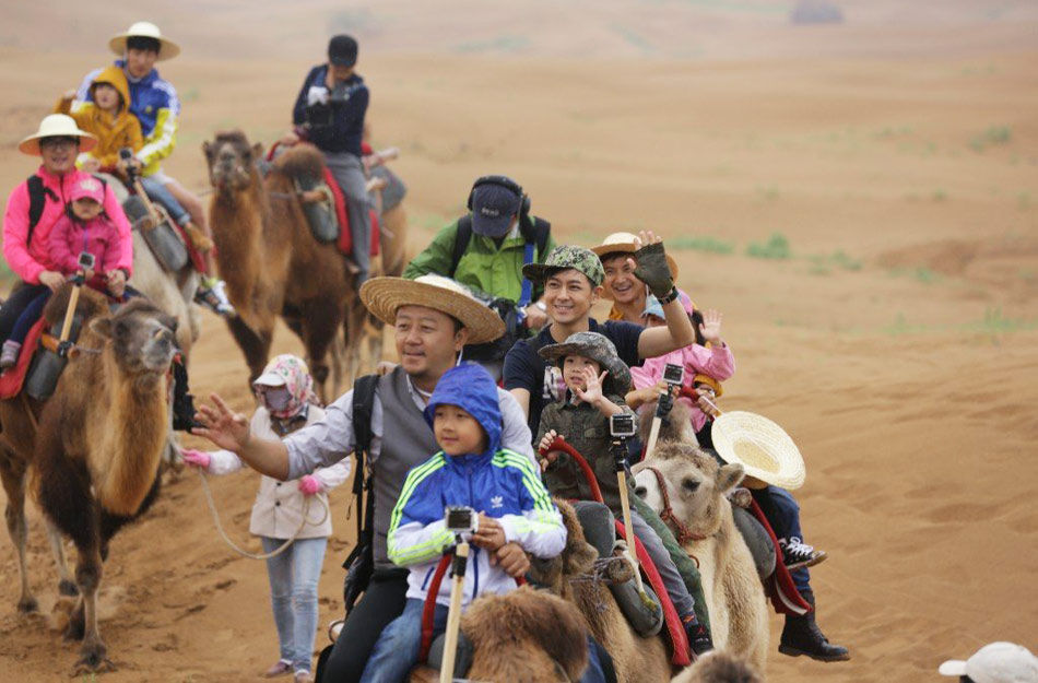 2013年10月22日，湖南卫视《爸爸去哪儿》第三期录制照片曝光。据了解，这一期，超爸萌娃们来到了宁夏沙漠，上演温情有趣的亲子故事。