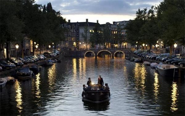 荷兰人均gdp_荷兰女性惊艳的图片(3)