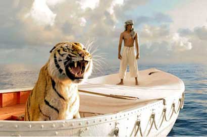 《少年派的奇幻漂流记》海报