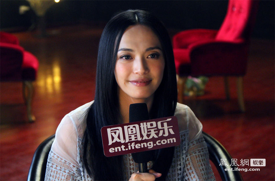 辣妈姚晨独家做客凤凰娱乐全新节目《易见》，分享产后复出的幸福改变。