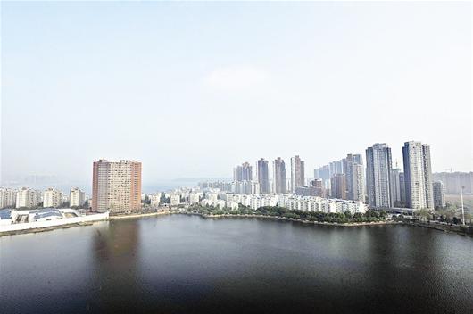 豪宅项目推精装特价房 武汉高端楼盘放低身段