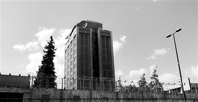 这是拍摄于9月22日的俄驻叙利亚使馆大楼。新华社发src=