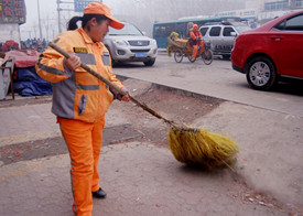 保洁大姐 马路天使