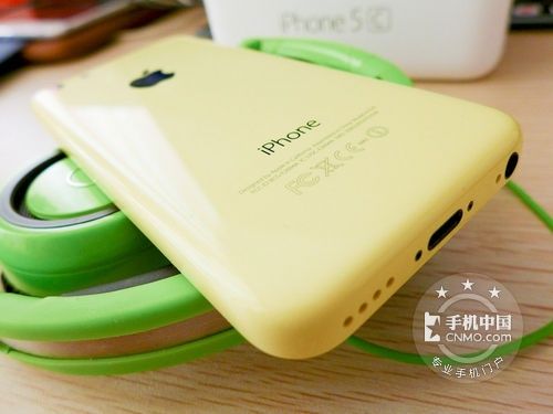多种颜色四边弧形背壳 iPhone 5c促销中