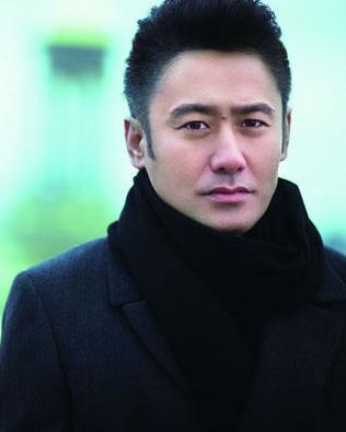 在看吴秀波的作品