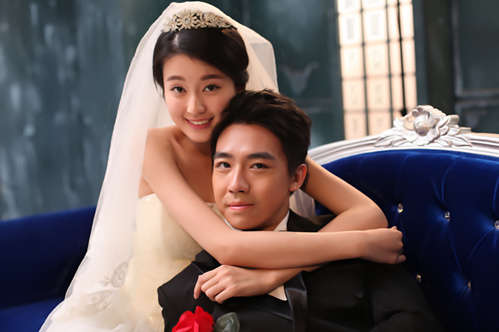 俞灏明曝婚纱照 网友“你和陈妍希才最有夫妻相”_黑龙江频道_凤凰网