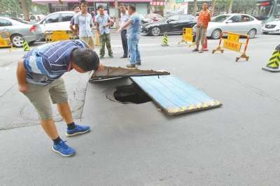 东风路一日两塌遭“连环劫”交警称“快被逼疯”