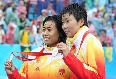田佳\/王洁收获银牌创造历史