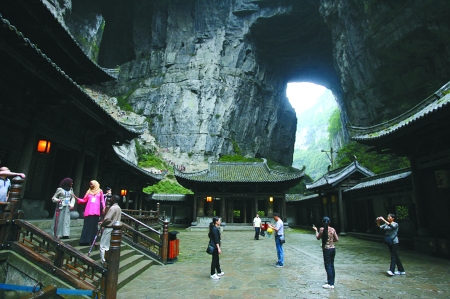 <em>武隆仙女山景区</em>旺季提价 旅行社叫苦(图)_重庆