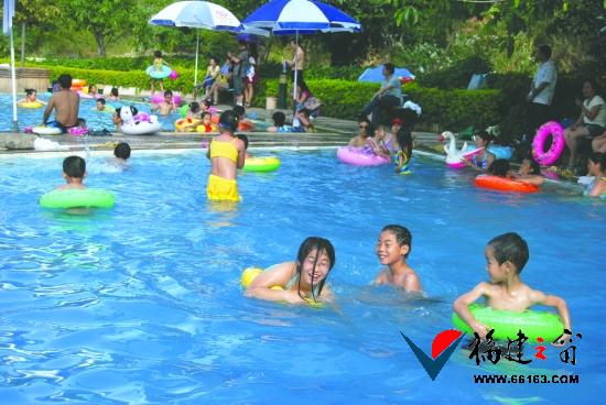 攀枝花最高温超40℃ 市民称已习惯