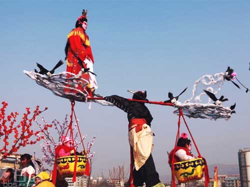 陇县社火 集年味和地方味于一身的传统民俗_陕西频道_凤凰网