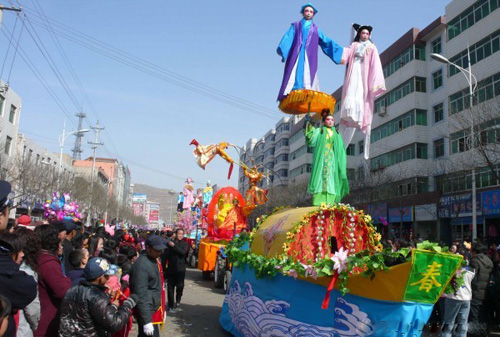 宝鸡:西府社火已成为世界文化中的一朵奇葩