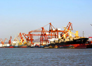 国内港口建设加快面临恶性竞争 安徽三大港口有意整合
