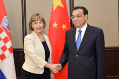 李克强在塞尔维亚出访照片