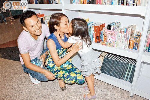 女儿粘郭可盈被林文龙投诉 无意追生小孩