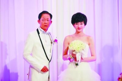 47岁王志文“复出”荧屏 与李小冉演老少恋(图)