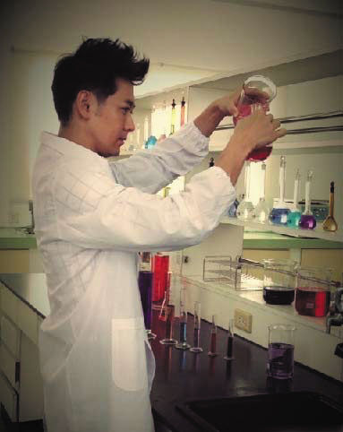 方舟子对林志颖3大质疑：无照经营 虚假宣传 高价骗钱