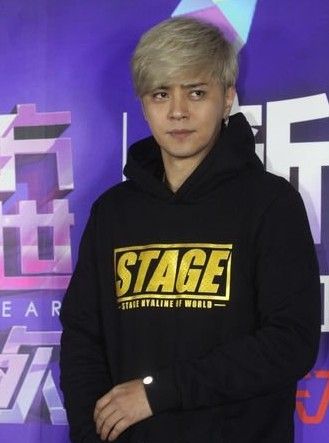 罗志祥谈黄晓明：比帅比不过 比萌可能会赢