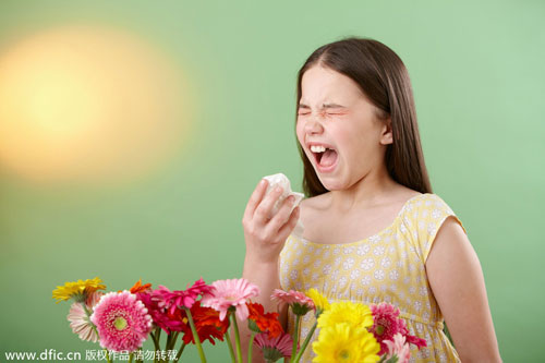 流感流行季易患感冒 打喷嚏时捂嘴好不好