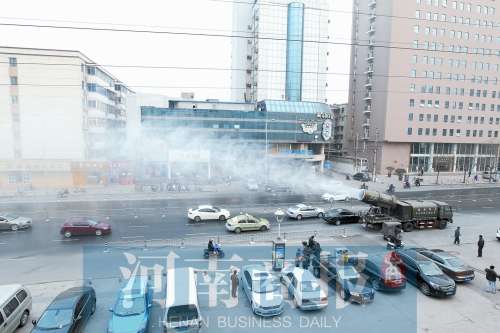 郑州装备防霾神器雾炮车 可喷微米级水雾