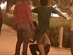 实拍男子见女网友等来其老公遭暴打