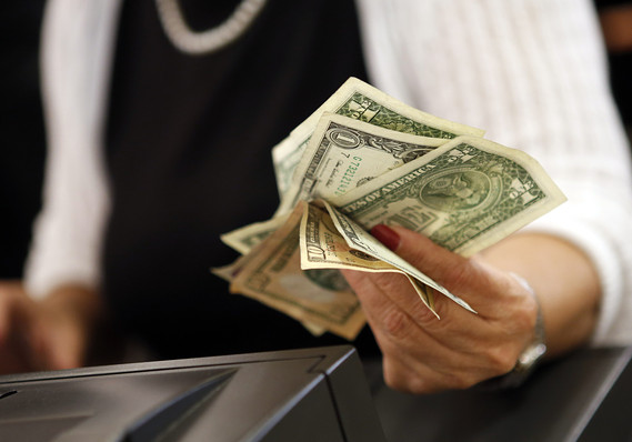 美国股市的最大风险:忧心忡忡的消费者