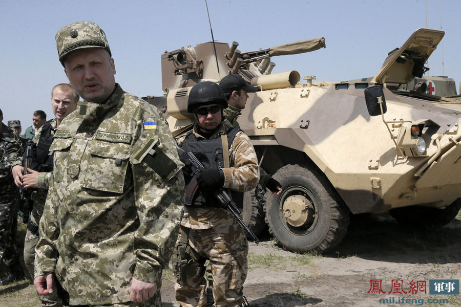 乌克兰军队卢甘斯克遭败绩 代总统赴前线视察