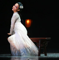 镇戏剧节开幕大戏《青蛇》惊艳观众[高清大图]