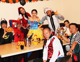 明星的疯狂万圣节