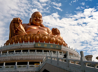 弥勒道场奉化雪窦寺,被太虚大师誉为五大佛教名山之一.