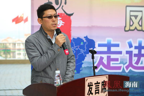 保亭县政府副县长刘纬华