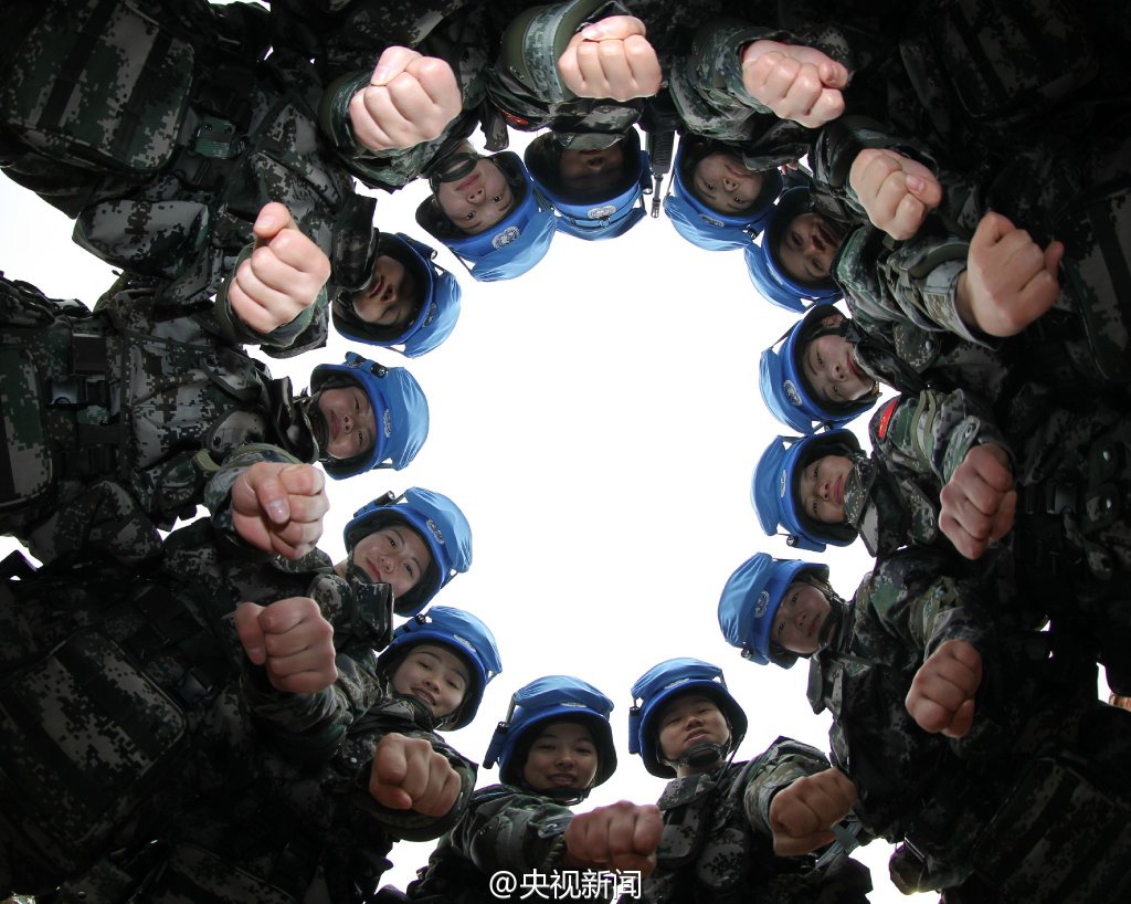 中国首支维和步兵营女兵班曝光:单兵装具很有