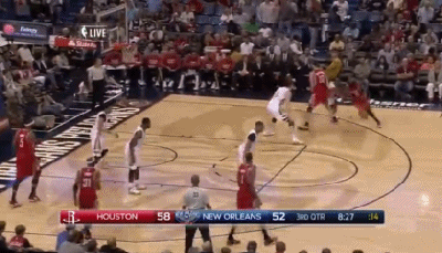 哈登破3人包夹隔扣鹈鹕双塔 骑机车庆祝致敬卡