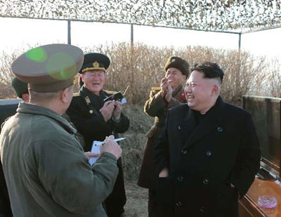 金正恩发射火箭疑表达对华不满 或付巨大代价