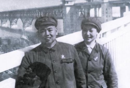 许世友亲率118辆坦克压南京长江大桥
