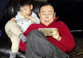  >61岁林青霞傲人身材隐现
