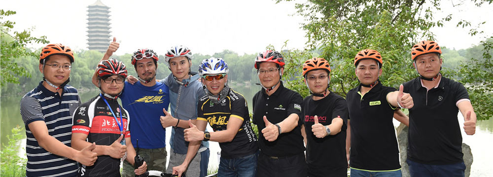 《破风》冠名大学生国家队 林超贤率群星北大骑行  