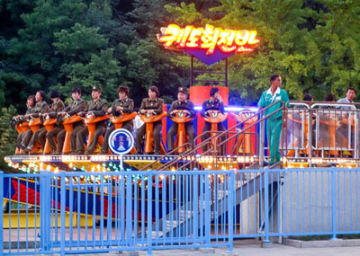 外国小伙游朝鲜 备份照片展现罕见瞬间