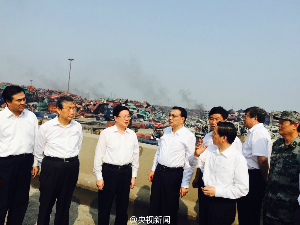  李克强 视察 天津爆炸 现场_资讯频道_凤凰网