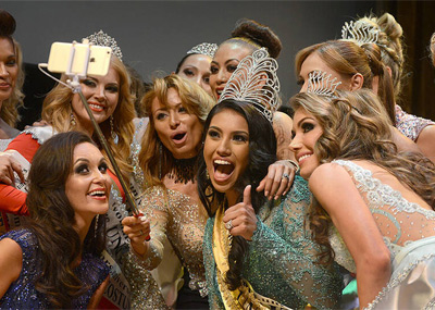 “世界女士-2015”选美大赛现场