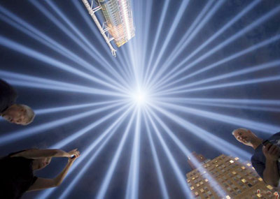 9·11十四周年 光柱照亮纽约