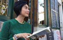 朱茵游巴黎晒美图