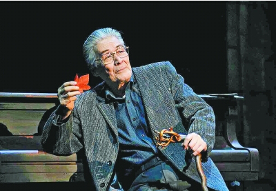 88岁蓝天野主演话剧《冬之旅》 登台演满105分钟