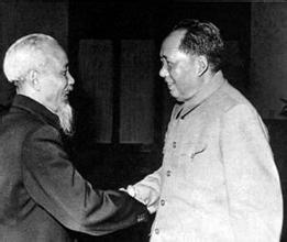 66年毛泽东向胡志明评一中共领导:混入党很久