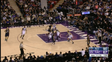身体素质完败 遭考神怒扣 第一内线pk浓眉输表妹|gif