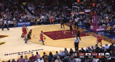 狂轰28+7!风城玫瑰神拉杆耍詹皇+穿骑士全队