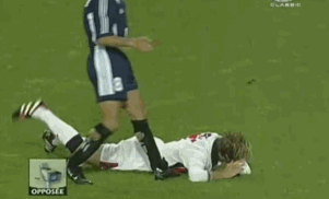 杨旭染黄后如小贝附体 复制经典报复却逃红(