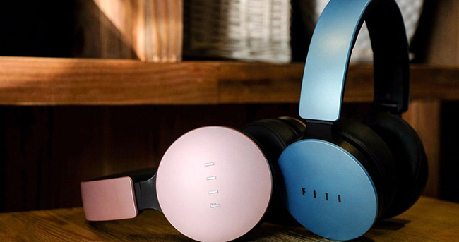 全新靓丽颜色 fiil耳机情人节特别版