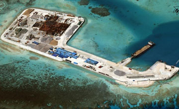 敢教南海换新天：中国东门礁面积三年扩大200倍