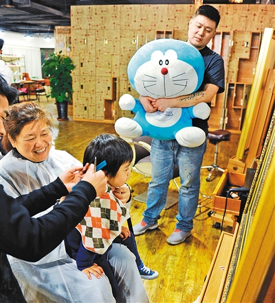  二月二龙抬头 剃龙头 理个发更精神一年都有精